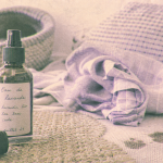 Huile essentielle anti puce maison : spray et zones à traiter